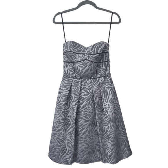 Cynthia Steffe HOLIDAY Dress Strapless Textured Floral Silver Size 0 $345.00 - Picture 1 of 14